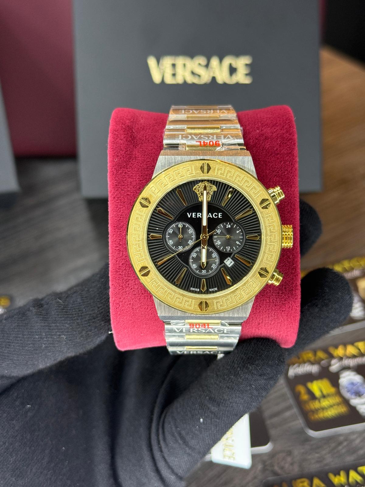VERSACE